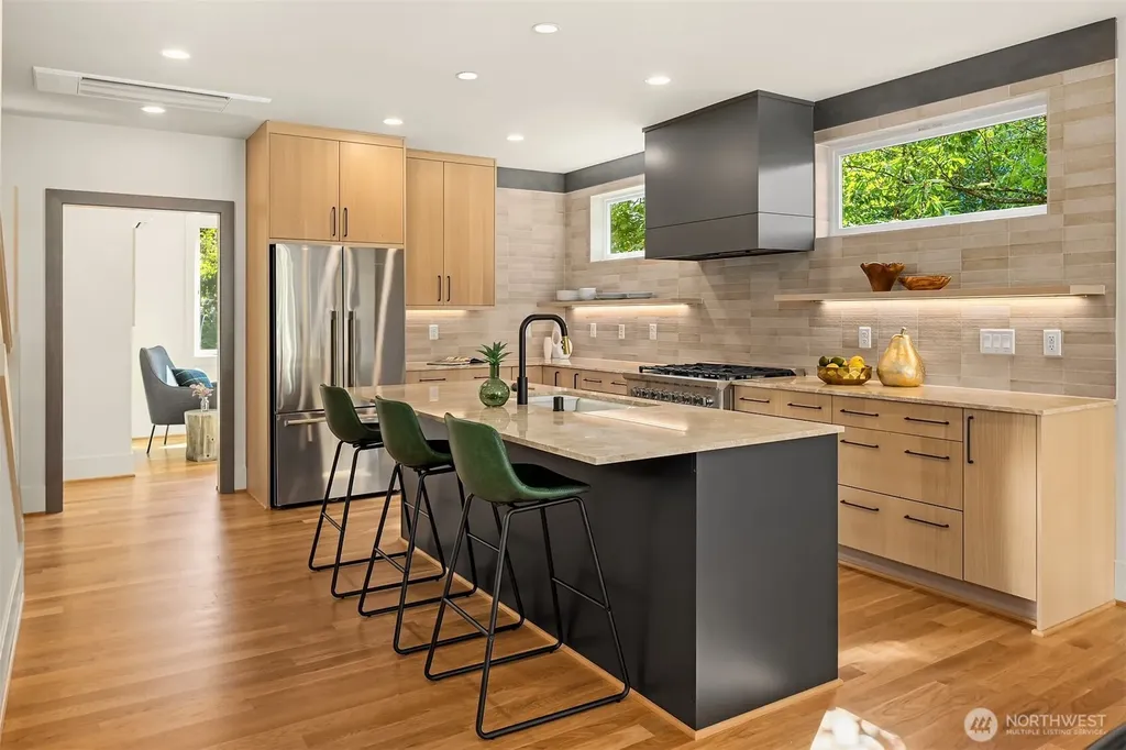 7342 20th Avenue NW Seattle WA 98117