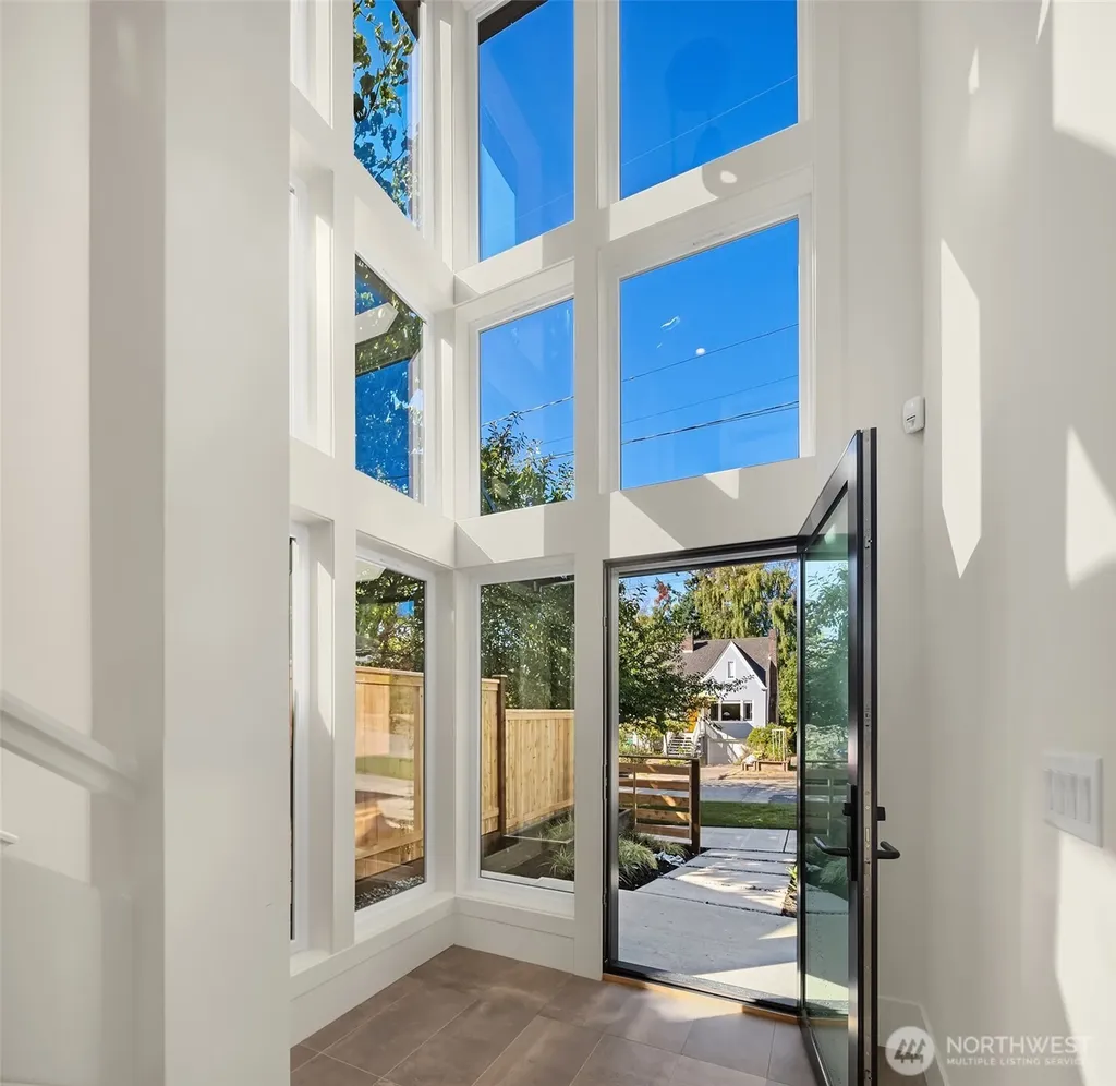7342 20th Avenue NW Seattle WA 98117
