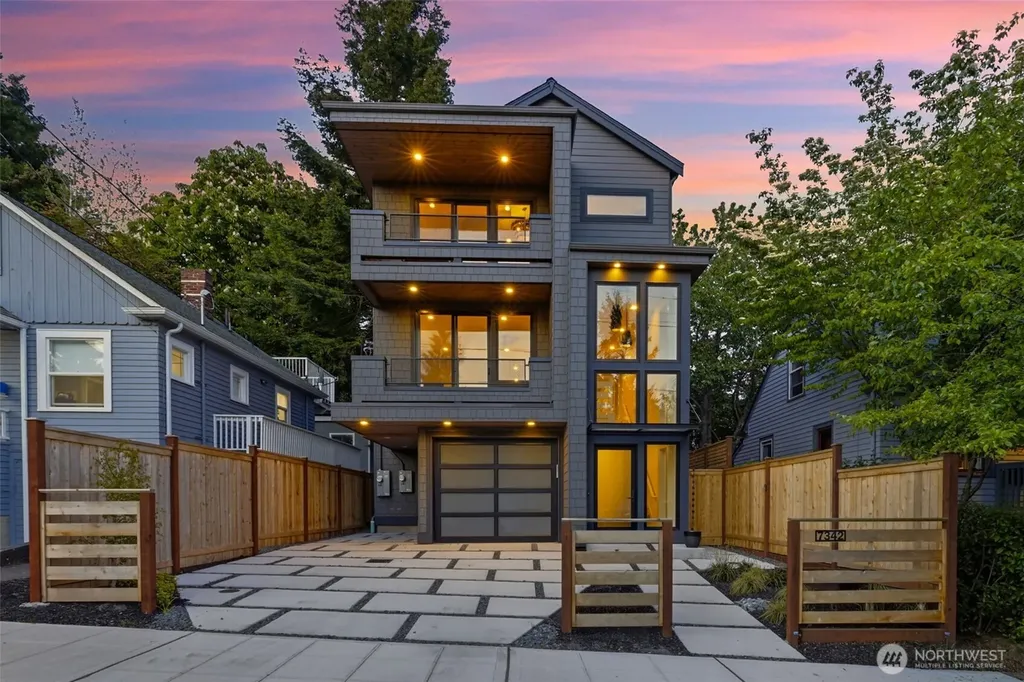 7342 20th Avenue NW Seattle WA 98117