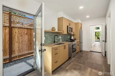7342 20th Avenue NW Seattle WA 98117