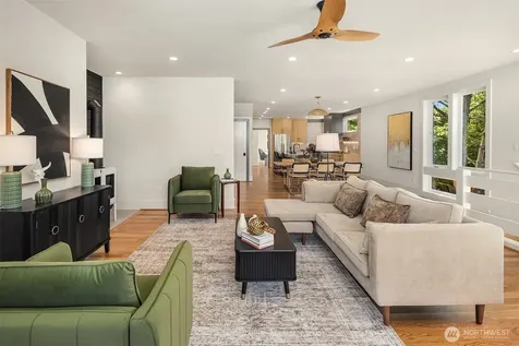 7342 20th Avenue NW Seattle WA 98117