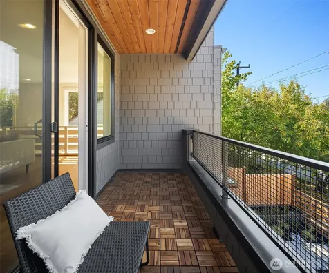 7342 20th Avenue NW Seattle WA 98117