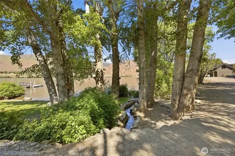 13531 Us Highway 2 East Wenatchee WA 98802