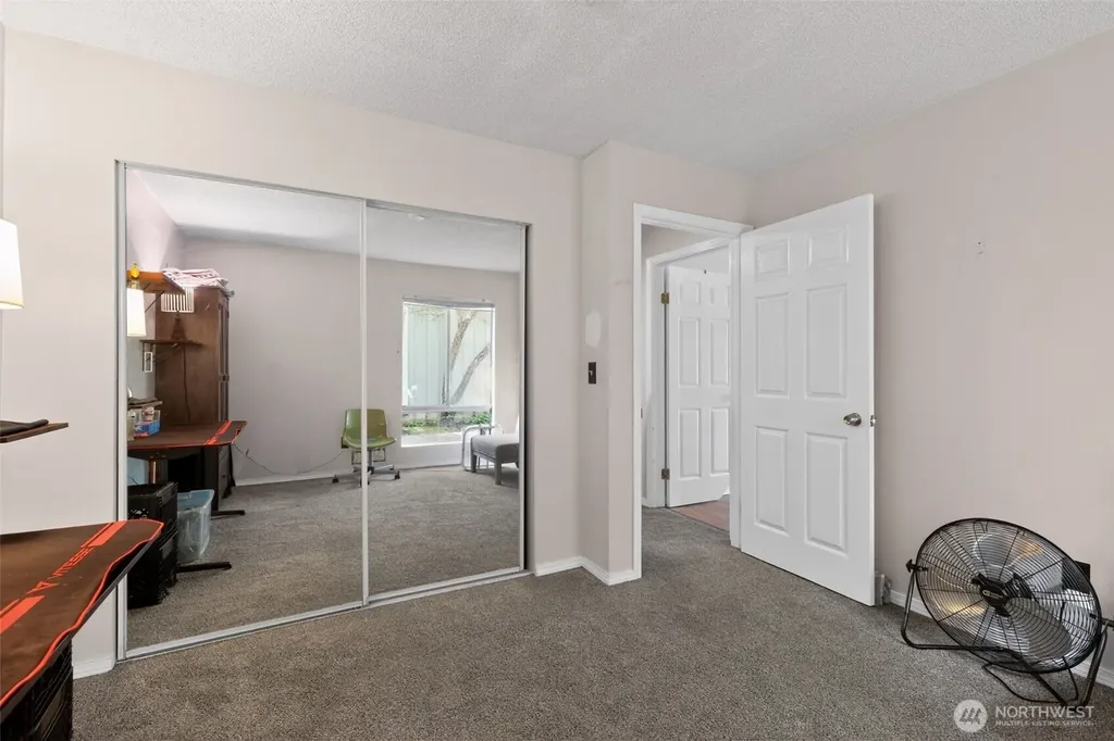 4813 180th Street SW Lynnwood WA 98037