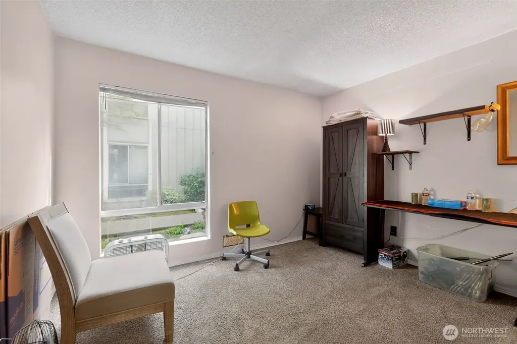 4813 180th Street SW Lynnwood WA 98037