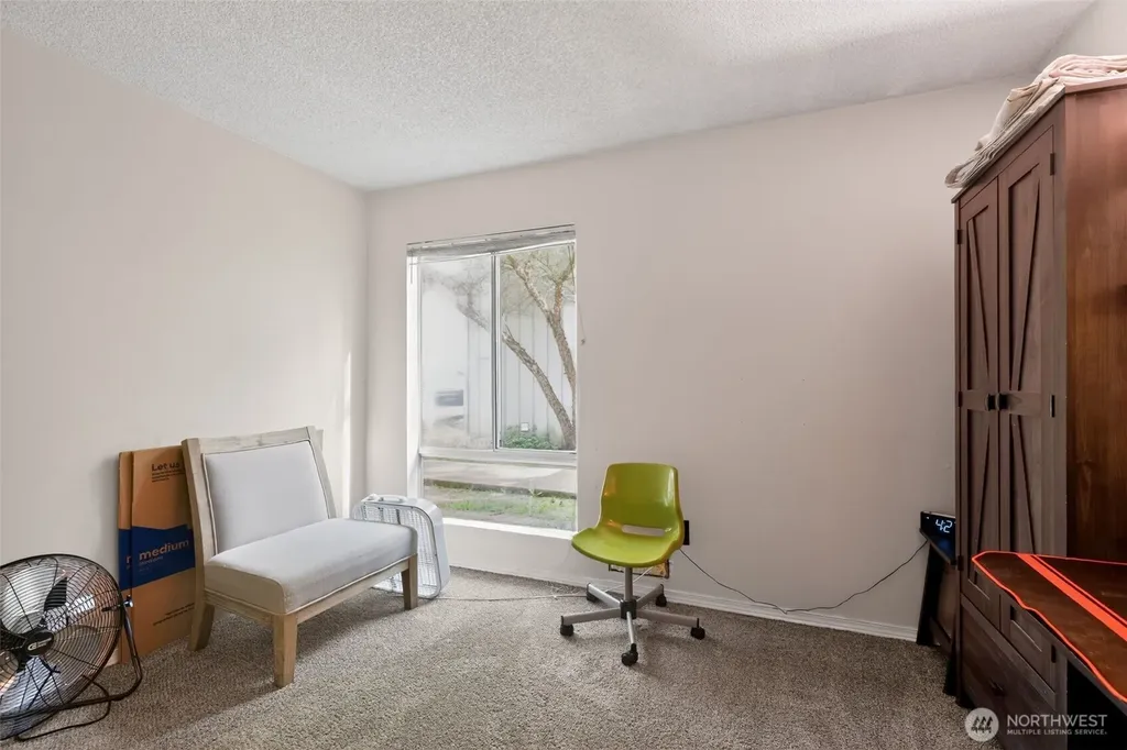 4813 180th Street SW Lynnwood WA 98037