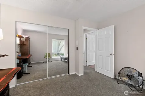 4813 180th Street SW Lynnwood WA 98037