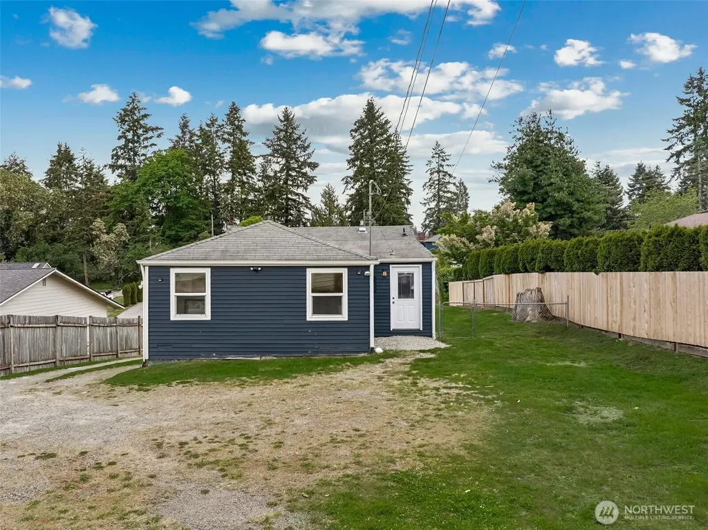 3142 Glendale Drive W University Place WA 98466