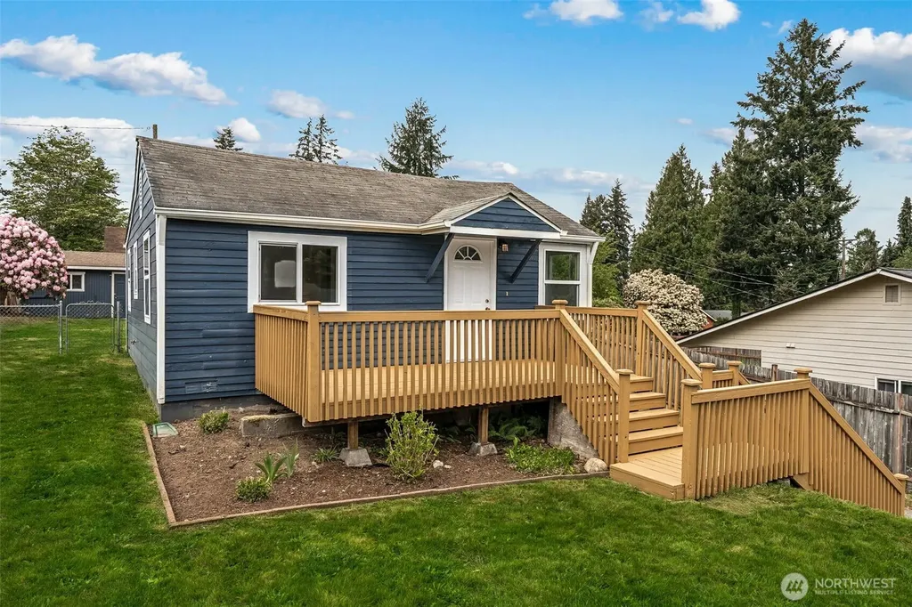 3142 Glendale Drive W University Place WA 98466