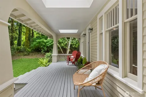 14864 Sivertson Road NE Bainbridge Island WA 98110
