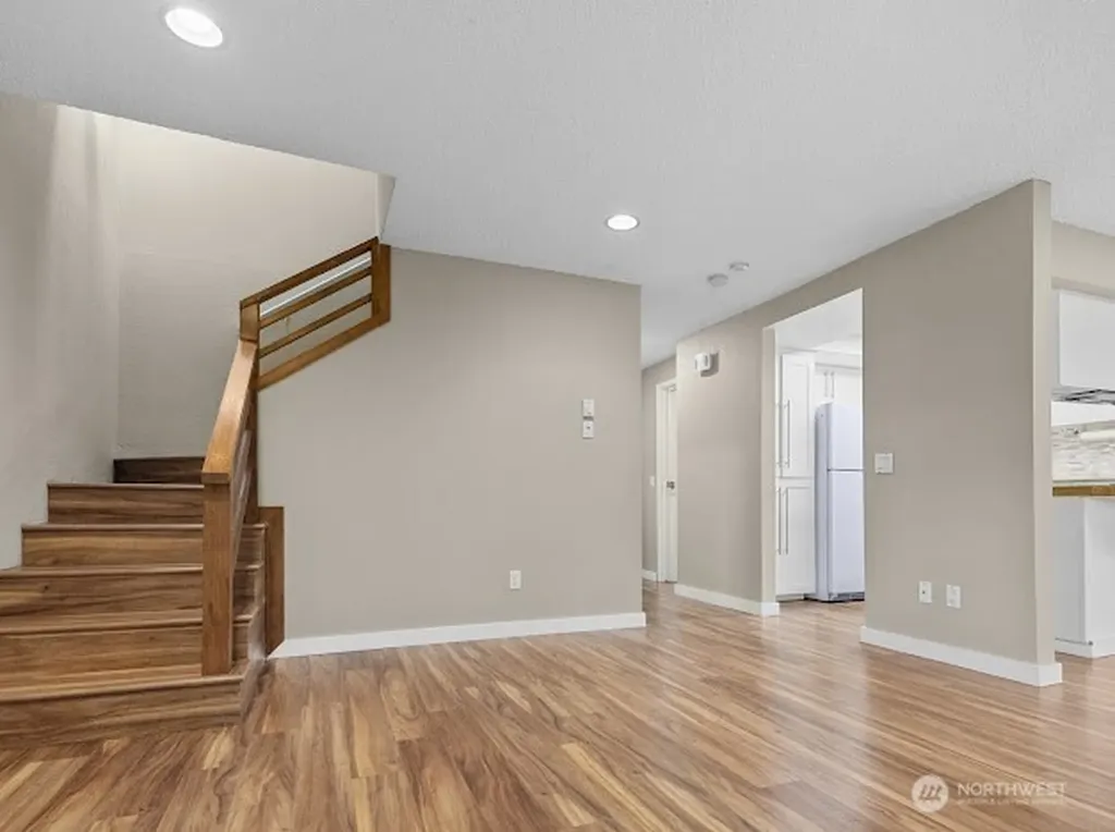 19203 40th Avenue W Lynnwood WA 98036