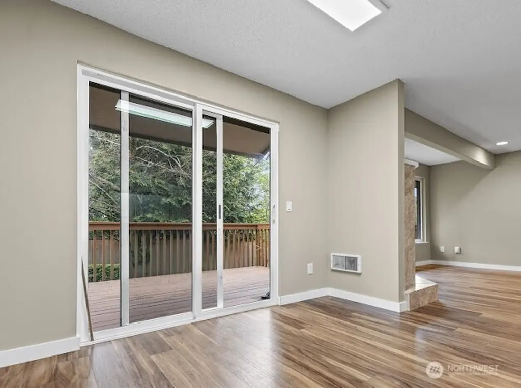 19203 40th Avenue W Lynnwood WA 98036