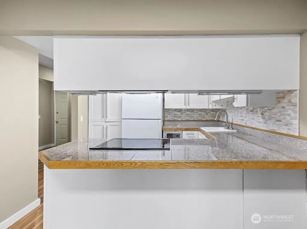 19203 40th Avenue W Lynnwood WA 98036