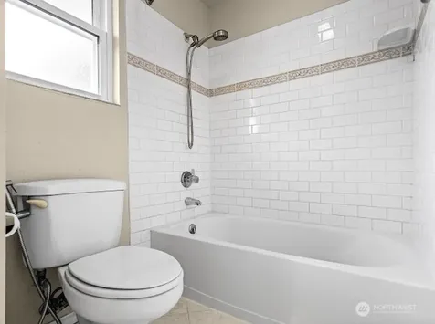 19203 40th Avenue W Lynnwood WA 98036