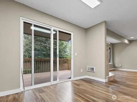19203 40th Avenue W Lynnwood WA 98036