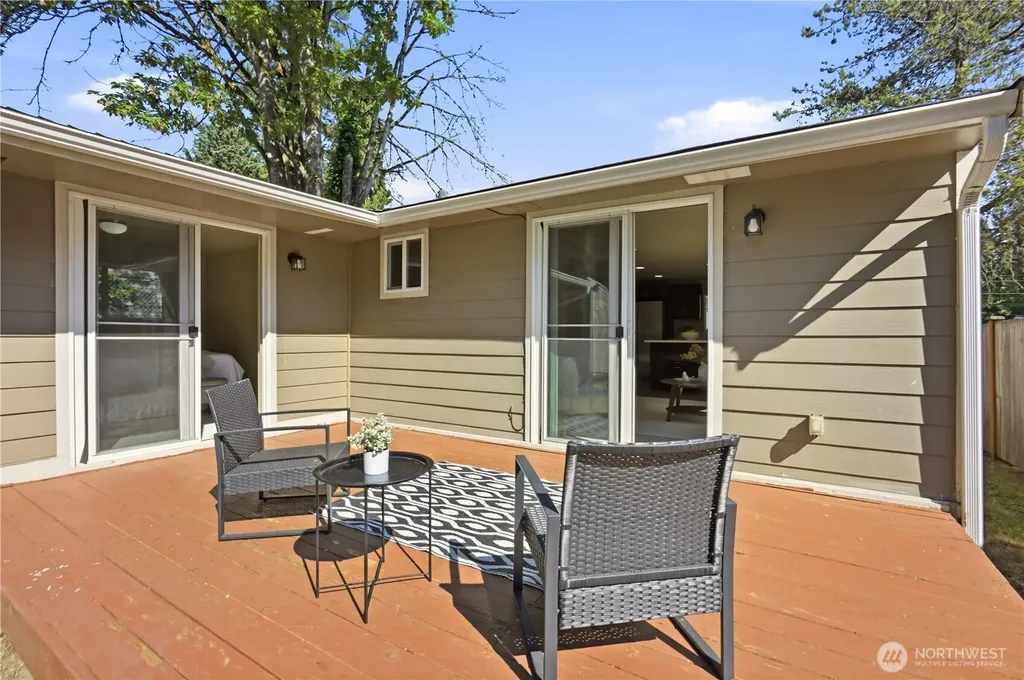 2327 NE 86th Street Seattle WA 98115
