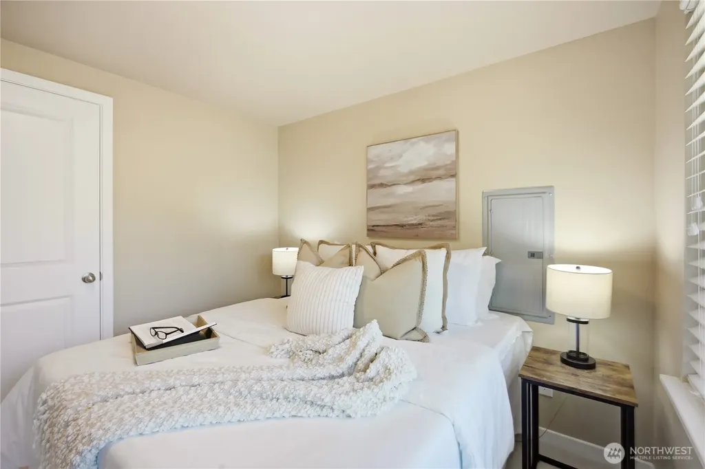 2327 NE 86th Street Seattle WA 98115