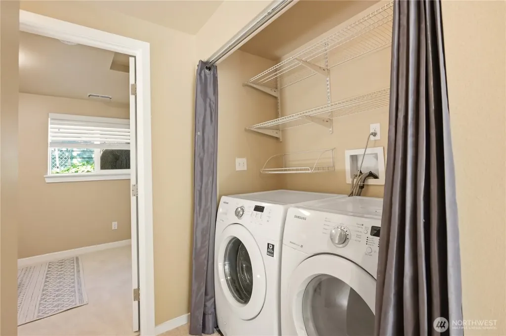 2327 NE 86th Street Seattle WA 98115