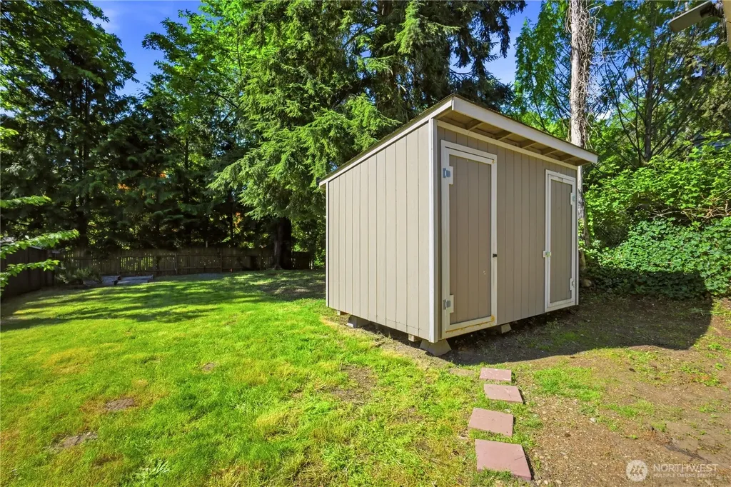 2327 NE 86th Street Seattle WA 98115