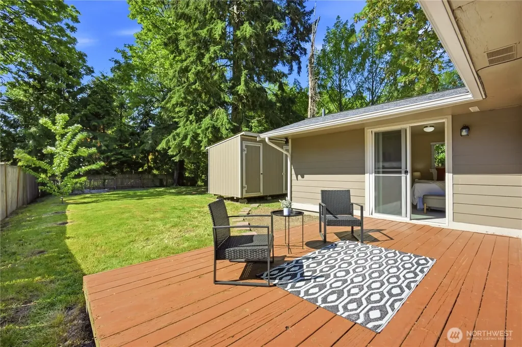 2327 NE 86th Street Seattle WA 98115