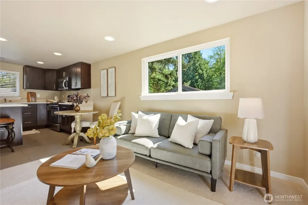 2327 NE 86th Street Seattle WA 98115