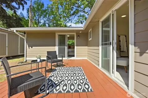 2327 NE 86th Street Seattle WA 98115