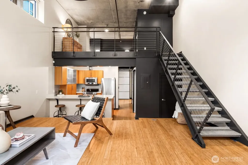 401 9th Avenue N Seattle WA 98109