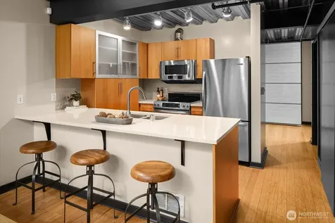 401 9th Avenue N Seattle WA 98109