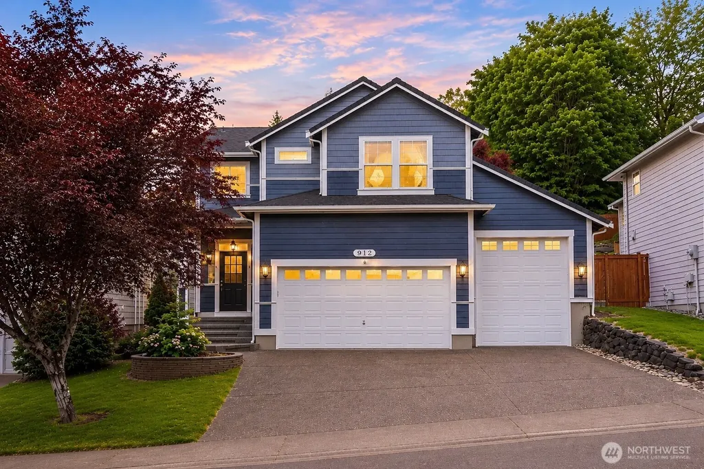 912 25th Avenue SW Puyallup WA 98373