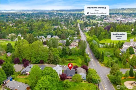 912 25th Avenue SW Puyallup WA 98373