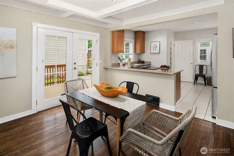 1513 27th Avenue Seattle WA 98122