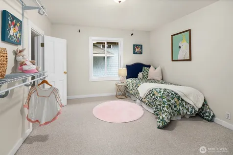 1513 27th Avenue Seattle WA 98122