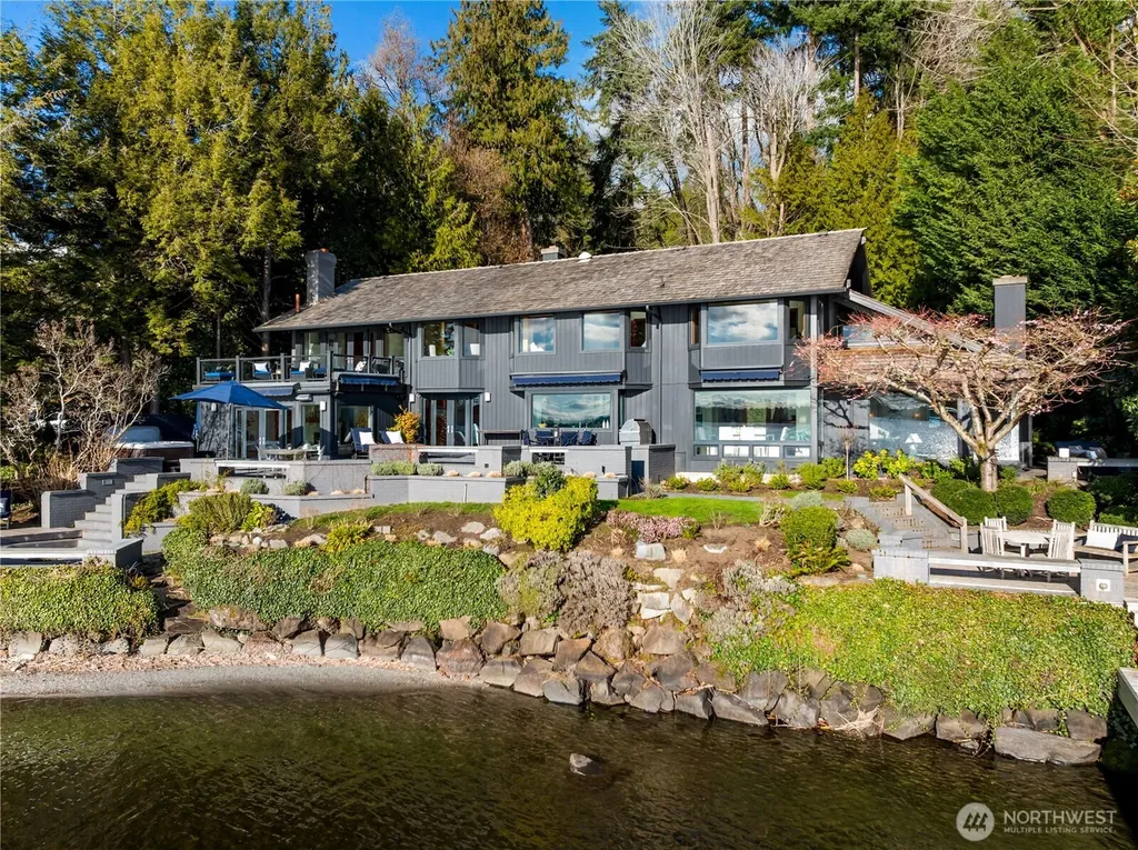 18 Holly Lane Mercer Island WA 98040