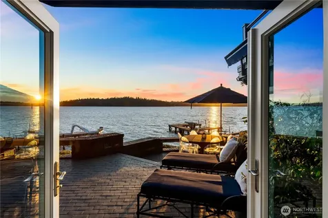18 Holly Lane Mercer Island WA 98040
