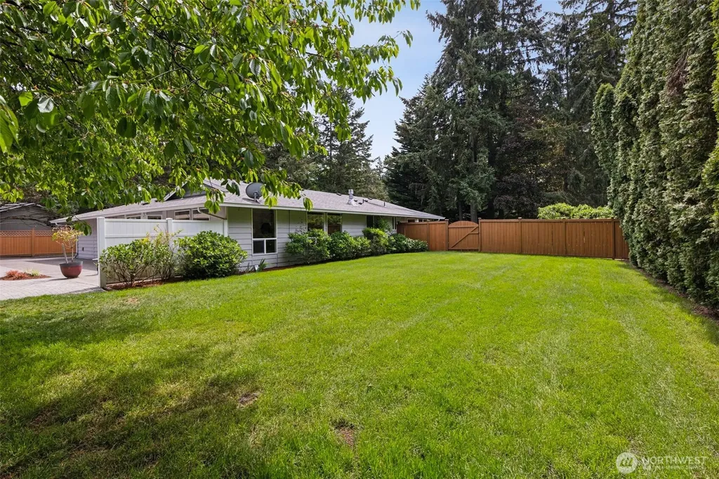 7204 44th Avenue NE Olympia WA 98516