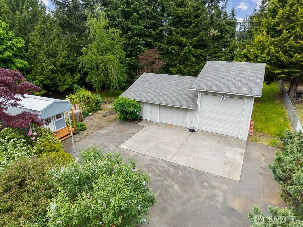 7204 44th Avenue NE Olympia WA 98516
