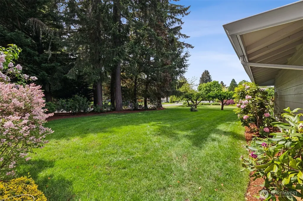 7204 44th Avenue NE Olympia WA 98516