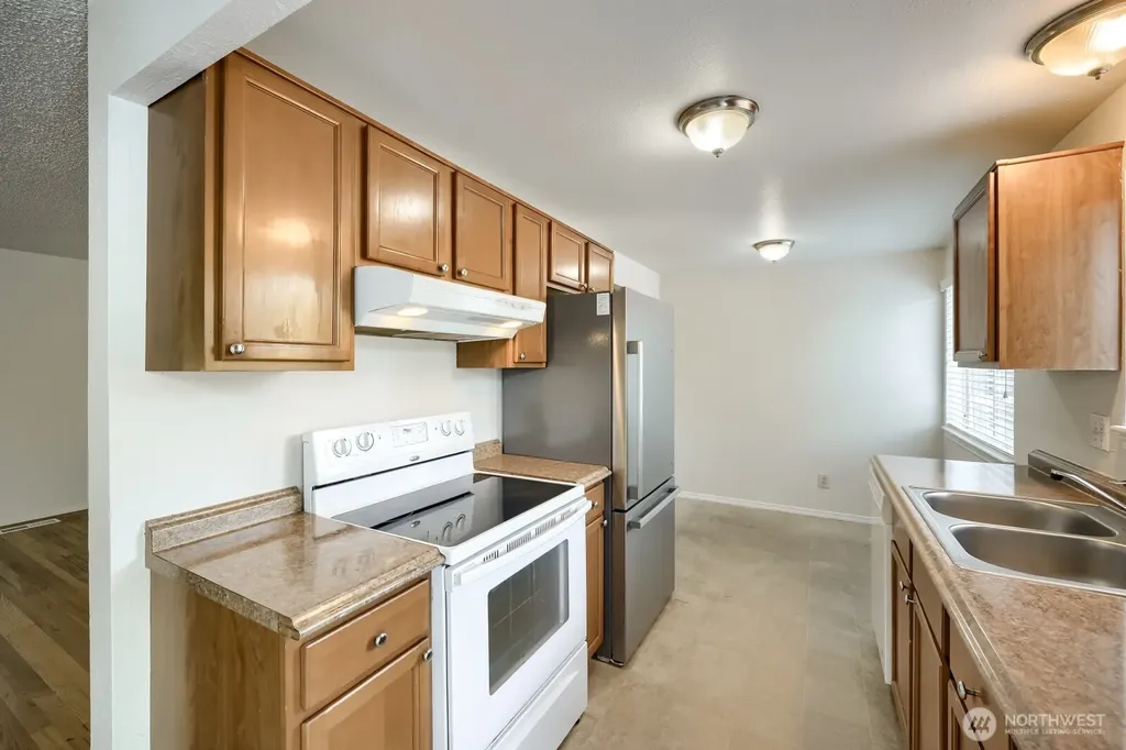 25110 35th Avenue S Kent WA 98032
