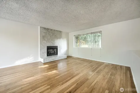 25110 35th Avenue S Kent WA 98032