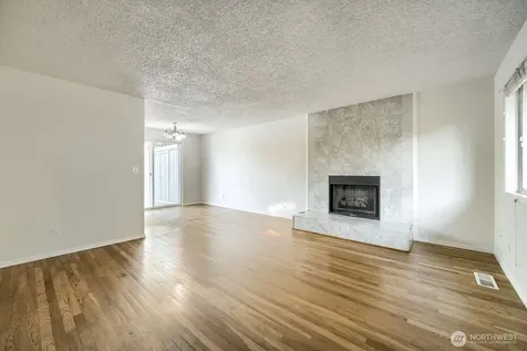 25110 35th Avenue S Kent WA 98032
