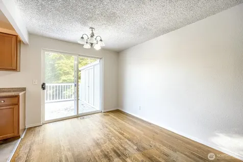 25110 35th Avenue S Kent WA 98032