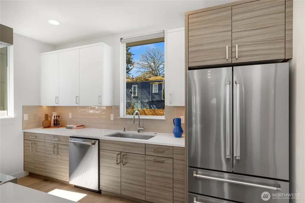 1431 22nd Avenue Seattle WA 98122
