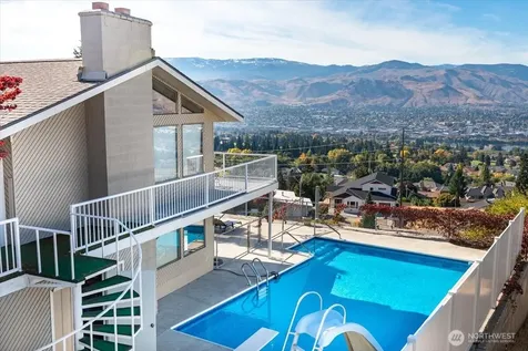 602 Daniels Drive East Wenatchee WA 98802