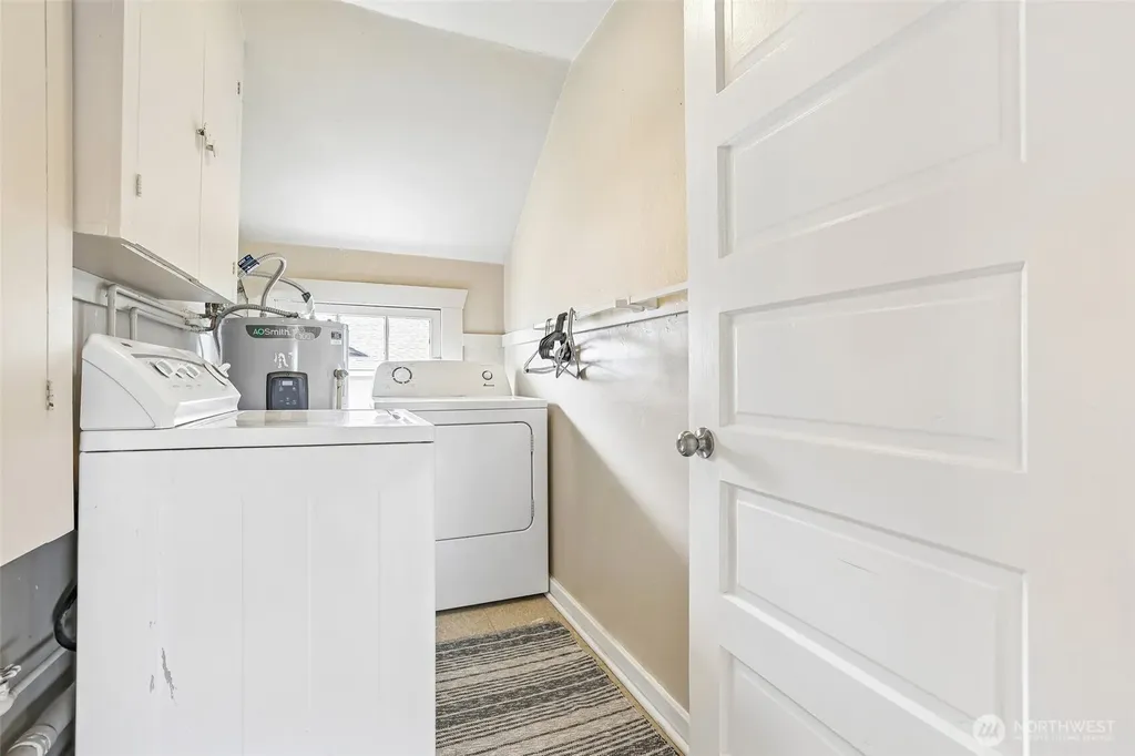 315 NE 65th Street Seattle WA 98115