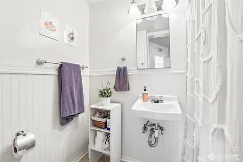 315 NE 65th Street Seattle WA 98115