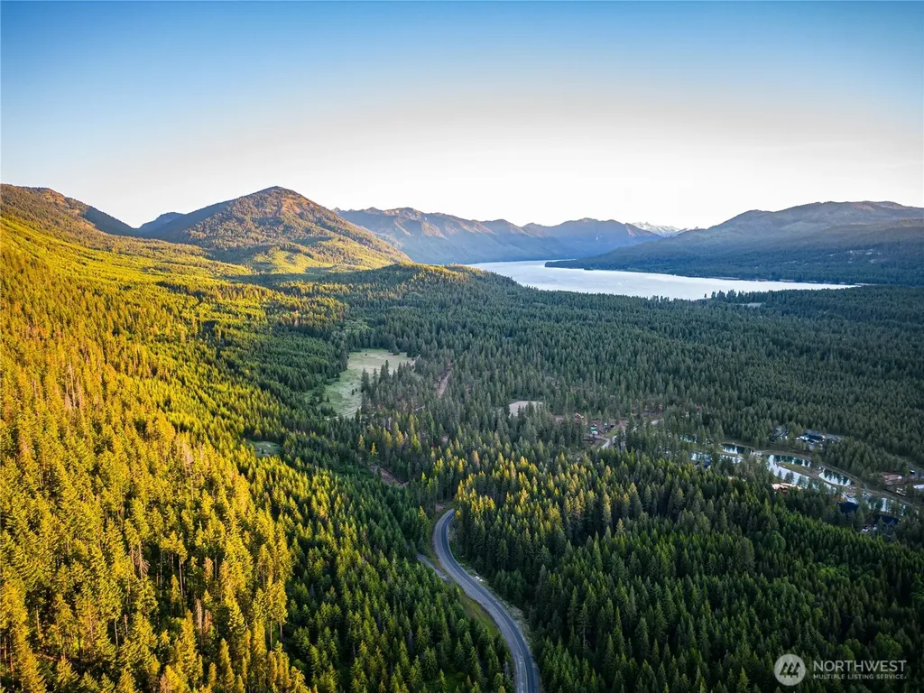 940 Iron Monarch Loop Cle Elum WA 98922