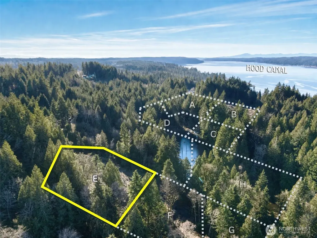 75 E Lakewood Drive Belfair WA 98528