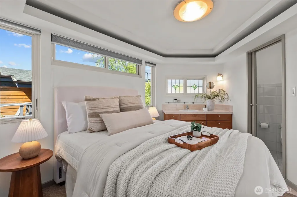 2025 Fairview Avenue E Seattle WA 98102