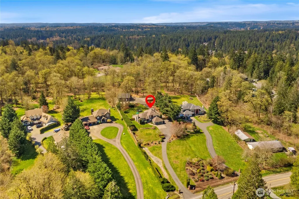 31015 W Lake Morton Drive SE Kent WA 98042