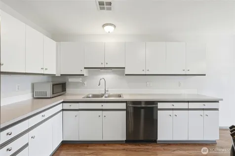 1318 37th Street Everett WA 98201
